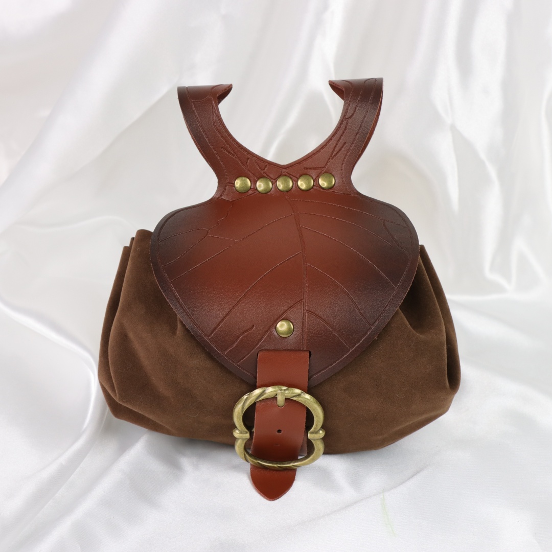 Halloween Medieval Leaf Shape  - огляд і ціна Womens Suit